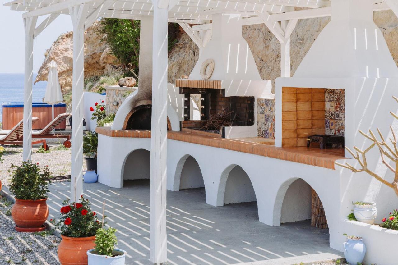 Anatoli Traditional Villa アルハンゲロス エクステリア 写真