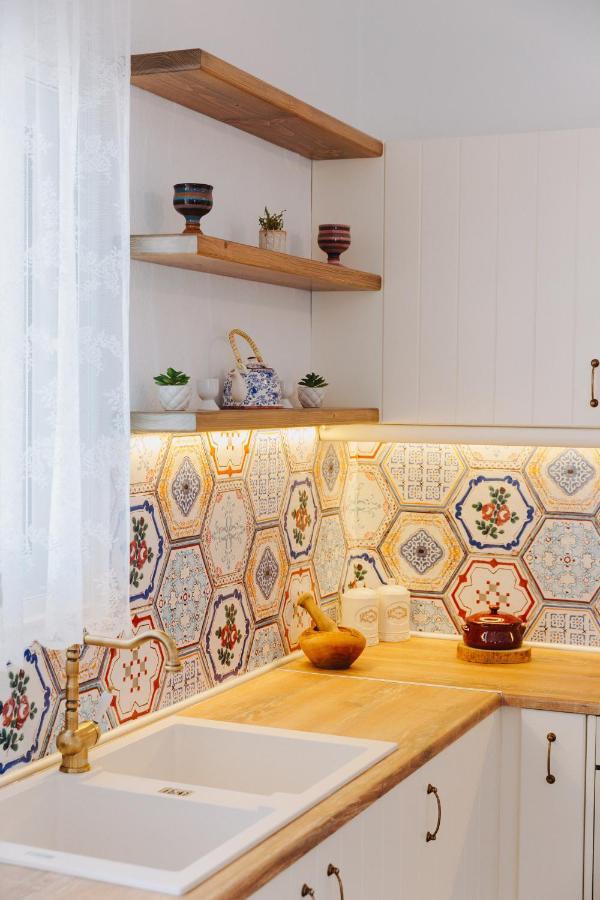 Anatoli Traditional Villa アルハンゲロス エクステリア 写真